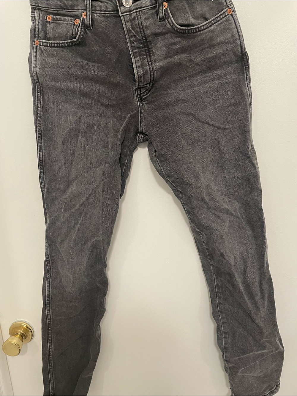 Zara Women's Straight Leg Jeans in Washed Gray